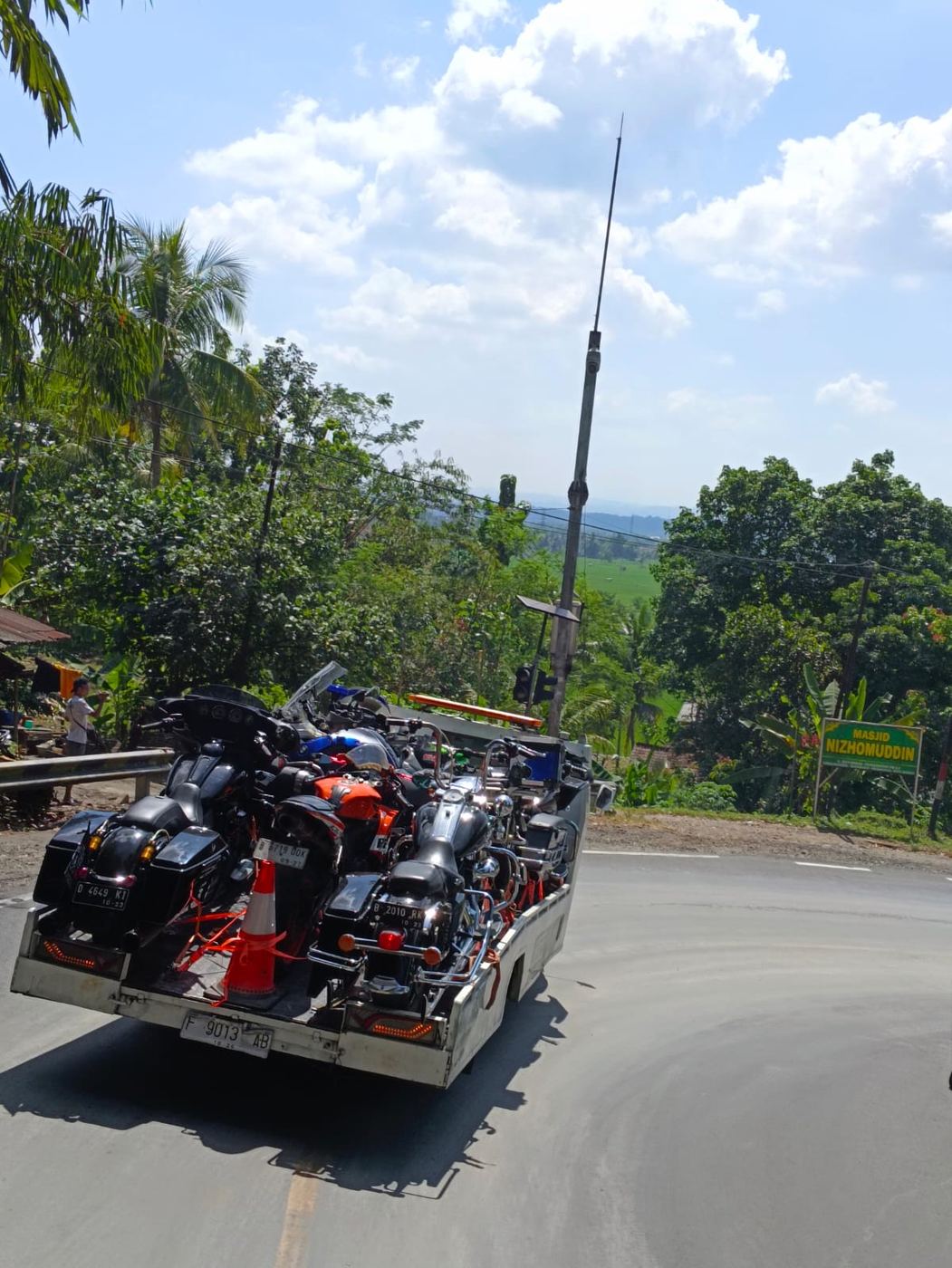 Motor besar yang ditangani mitra bengkel Max Towing
